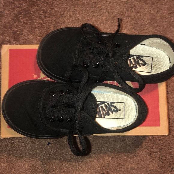 Vans - Picture 6 of 6